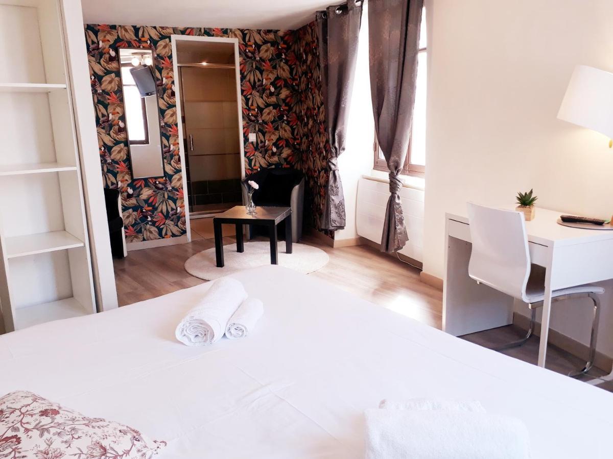 Hotel Renaissance Martigues Exterior photo